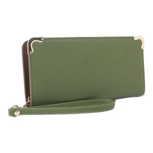 🔥NWT🔥 Olive Faux Leather Zip Wallet